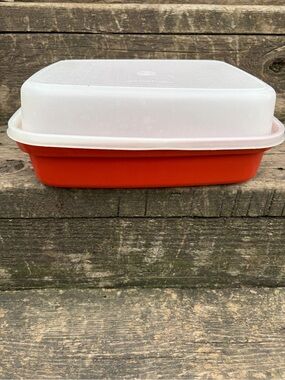 VTG Tupperware Season Serve Marinade Food Storage Container with White Lid